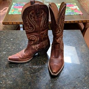 Ariat Womens Cowboy boots